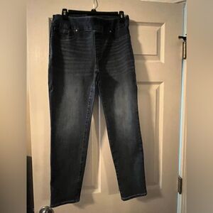 Dark wash Chico pull on denim ankle jeggings